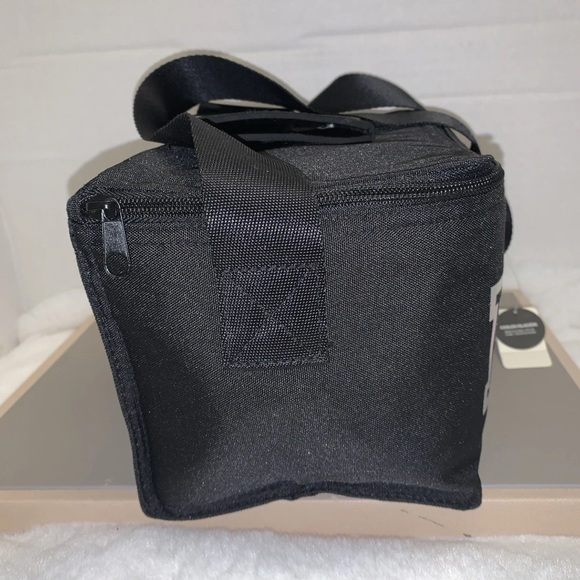 Victoria's Secret VS PINK Black  Cooler Lunchbox Lunch Tote w Koozie NWT - Picture 10 of 11